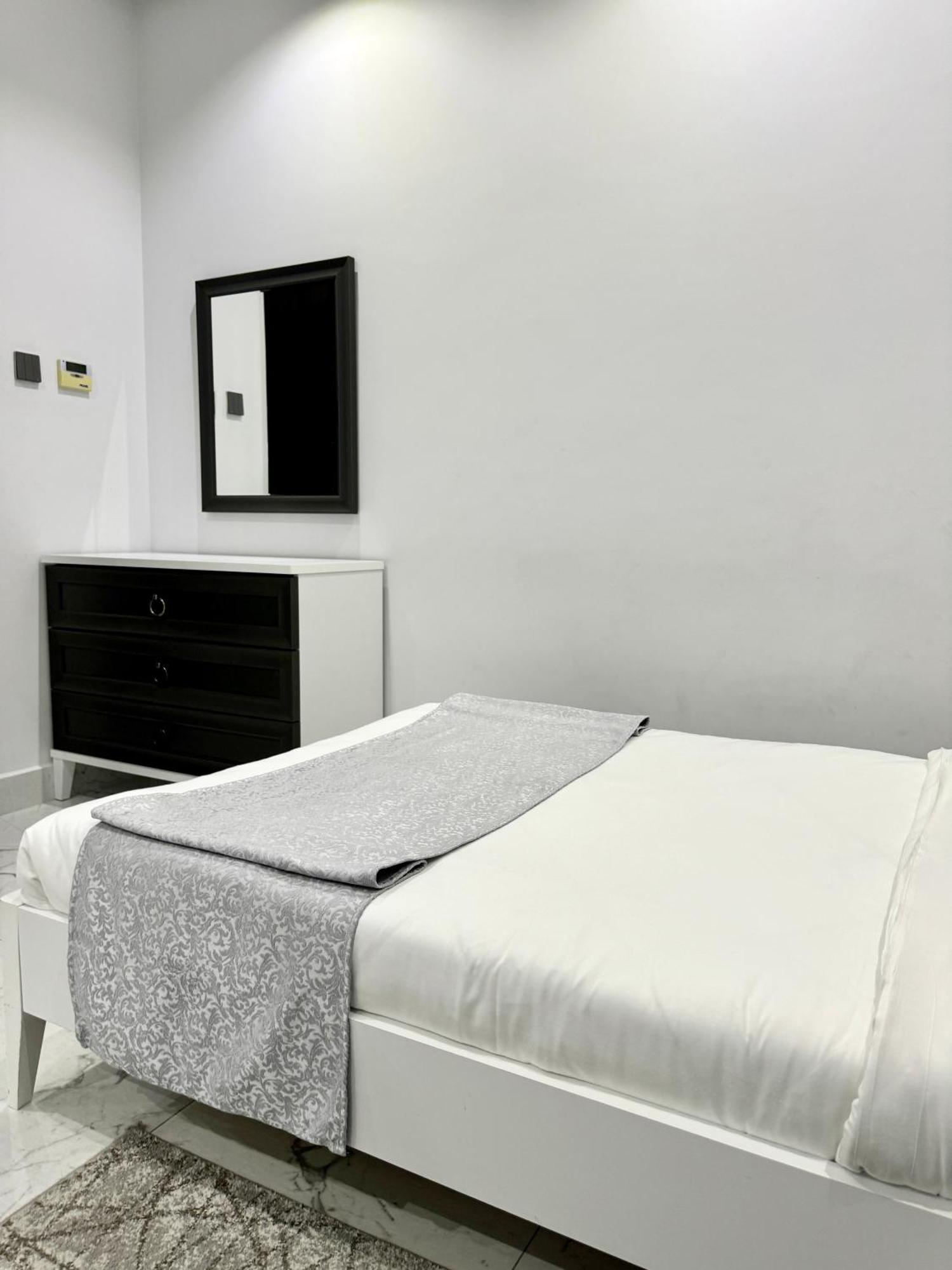 Al Safwa One Apartment Al Hidd ภายนอก รูปภาพ